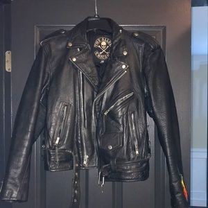 Leather motorcycle jacket. Size 40.